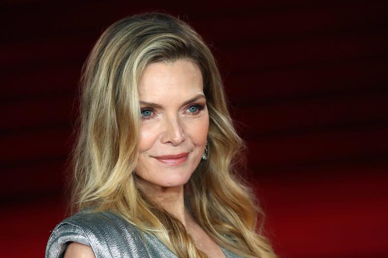 Michelle Pfeiffer Se Unio Al Reparto De La Secuela De Malefica Video 24 Horas