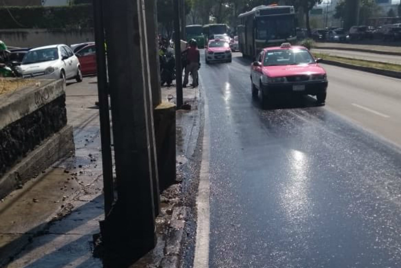 Reportan Fuga De Agua En Colonia Polanco (+videos) - 24 Horas