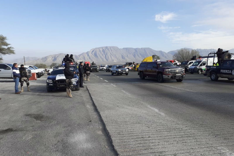 Entran paisanos en caravana despliegan operativo de apoyo 24 Horas