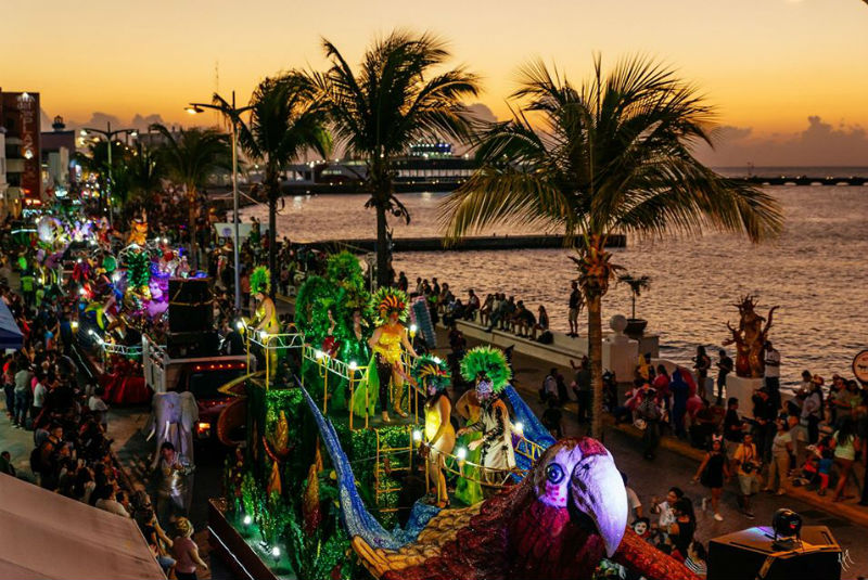 Fiesta y tradición en el Carnaval Cozumel 2020 - 24 Horas