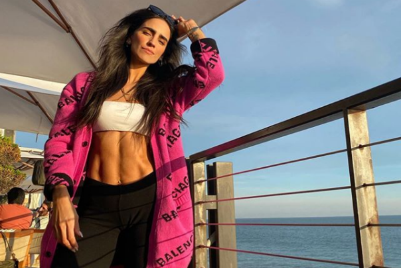 Es Parte De Lo Que Soy Bárbara De Regil Muestra Sus Estrías En Instagram Video 24 Horas 1831