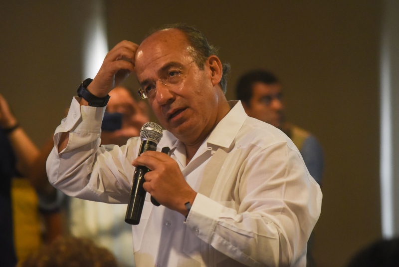 El 18 de mayo lanzará Felipe Calderón su libro “Decisiones difíciles” 