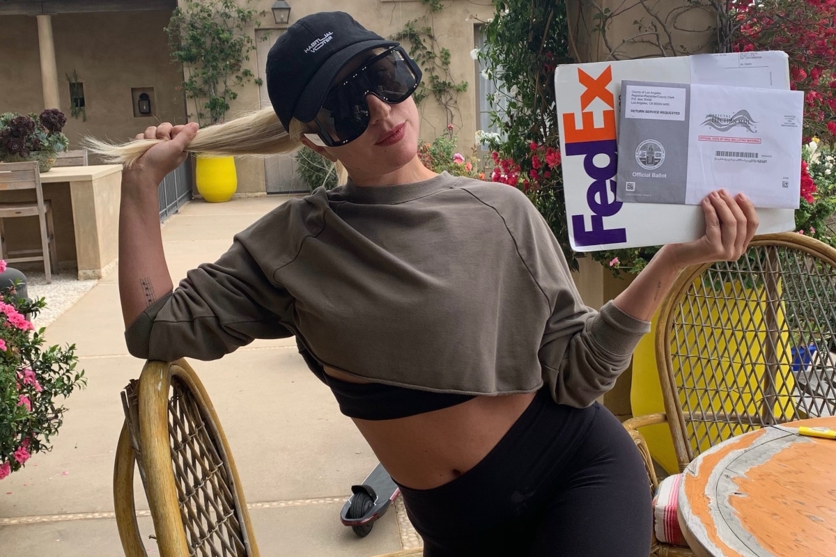 Lady Gaga emite su voto a la presidencia de los Estados Unidos fiel a su estilo (+video)