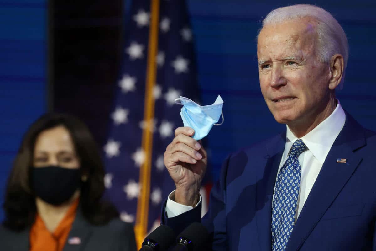 El demócrata Biden había anticipado que combatir el Covid-19 sería una de sus primeras acciones en el cargo, y que lo haría como presidente electo