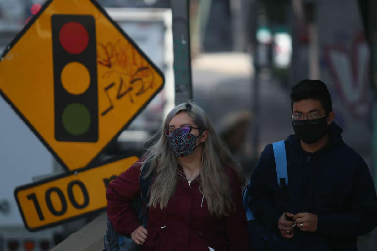 “Hay que entender que a este virus sólo lo vamos a controlar, si dejamos de socializar y convivir como lo hacíamos antes”