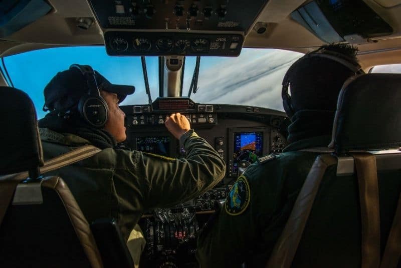 Sedena y Agricultura realizan bombardeo de nubes que contribuye a extinción de incendio forestal