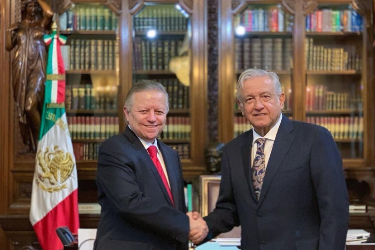 AMLO se reunió con Arturo Zaldívar; no se trató la ampliación de mandato, acota.