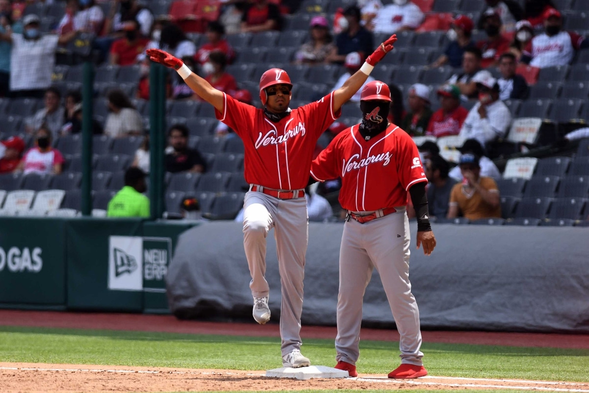 Águila de Veracruz consigue su primera victoria al vencer a Diablos Rojos  tras su regreso a la MLB - 24 Horas