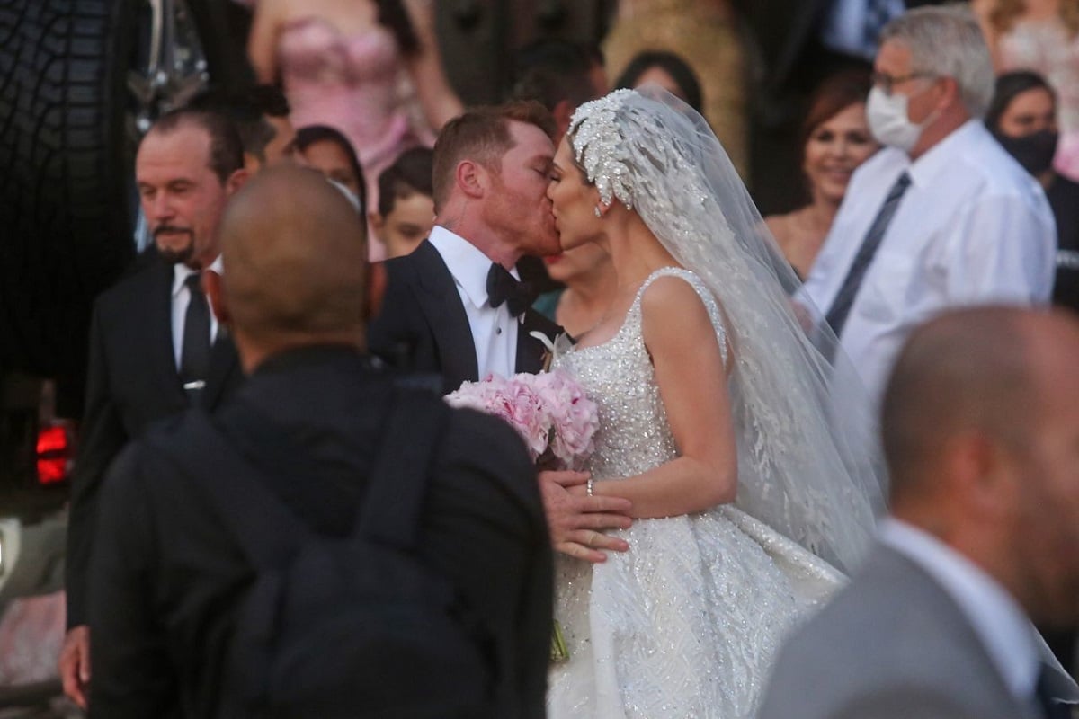 Me Case Con La Mujer Que Mas Amo Canelo Alvarez Detalla Como Fue Su Boda 24 Horas