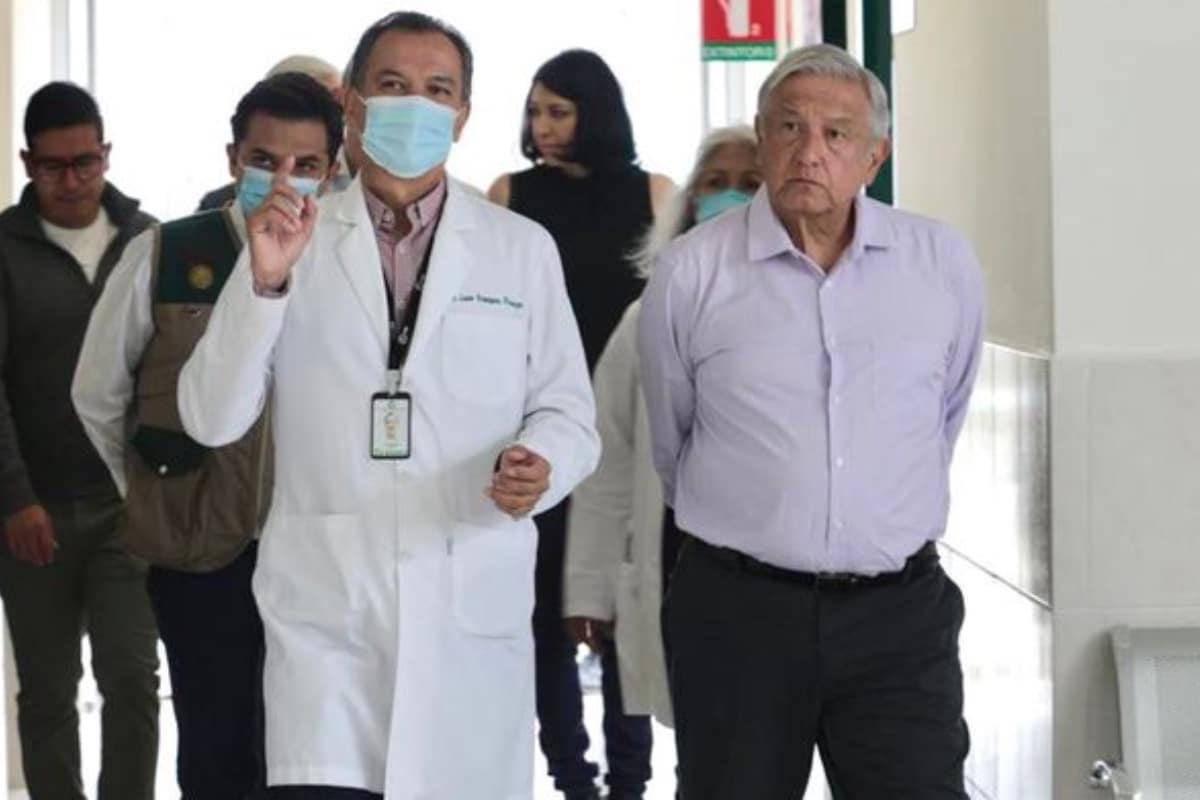 AMLO en ampliación de hospital IMSS