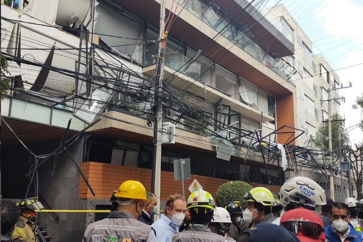 Explosión en edificio de Avenida Coyoacán