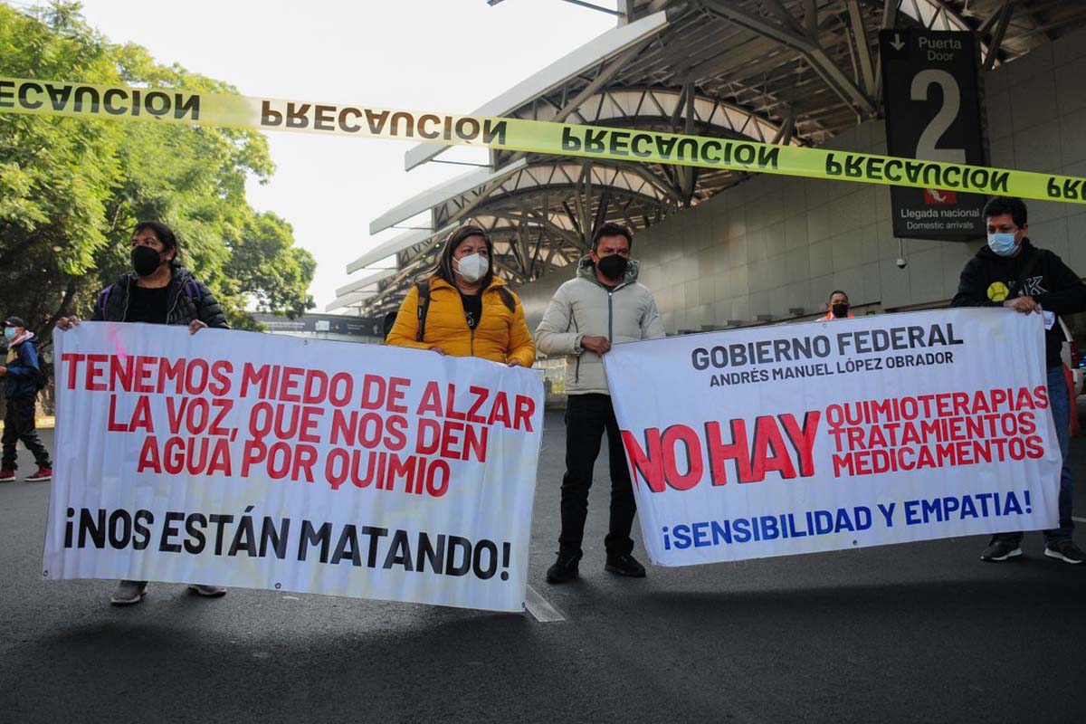 Secgob y SCC atienden manifestación del AICM