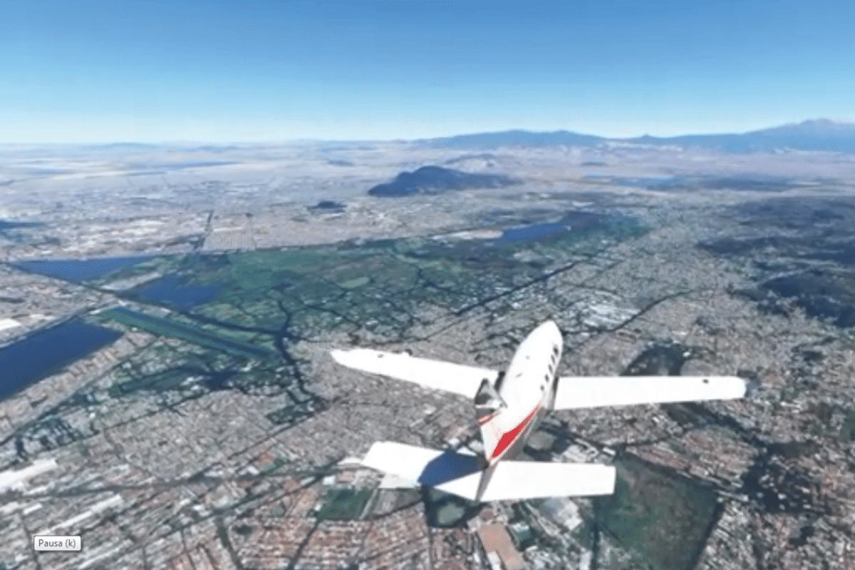 Youtuber argentino sobrevuela la CDMX con un simulador de vuelo