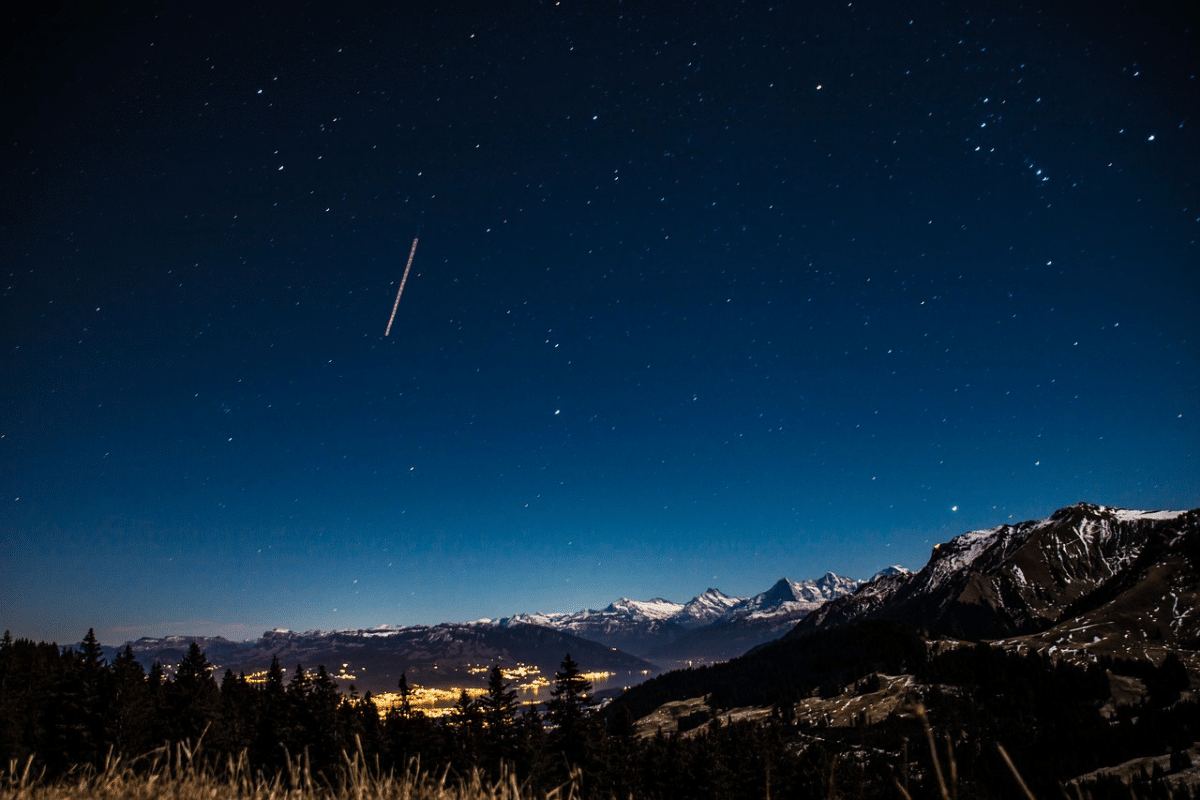 Foto: Twitter@MarGomezH | Las Cuadrántidas será la primera lluvia de estrellas de 2022; su punto más visible será el lunes 3 de enero