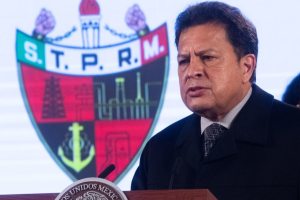 Ricardo Aldana, cercano a Romero Deschamps, gana elección para dirigencia del sindicato de Pemex