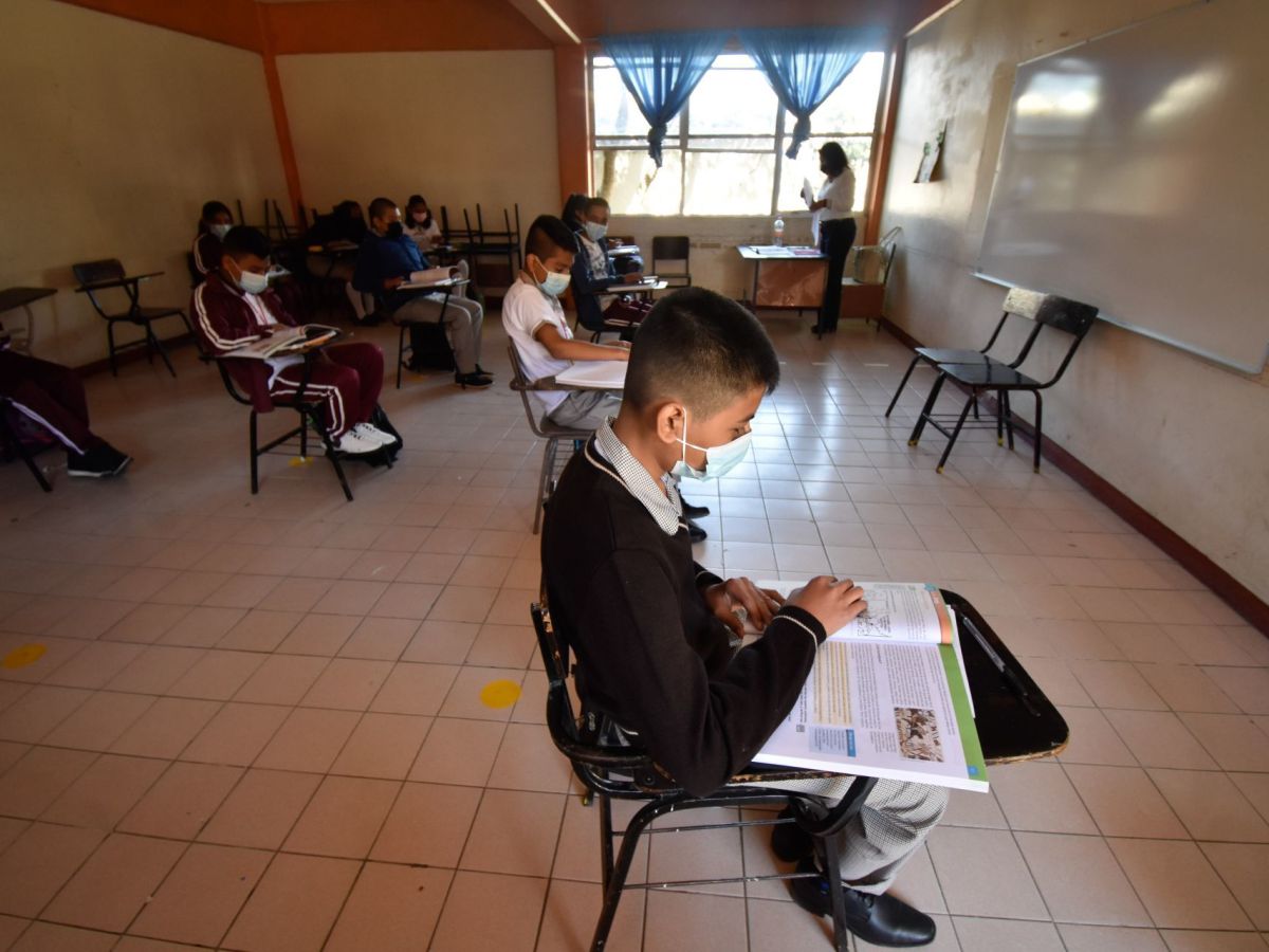 Foto: Cuartoscuro | ¡Lo logró! Estudiante de secundaria gana amparo en contra del casquete corto