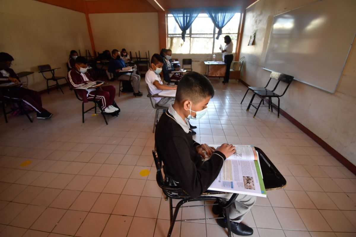 Foto: Cuartoscuro | ¡Lo logró! Estudiante de secundaria gana amparo en contra del casquete corto