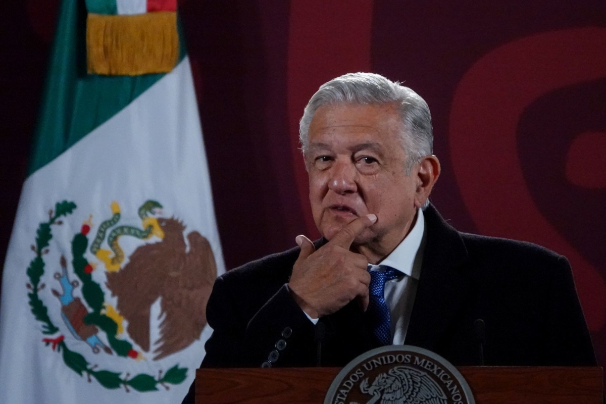 AMLO asegura que los sobornos del narco a García Luna involucran a Felipe Calderón