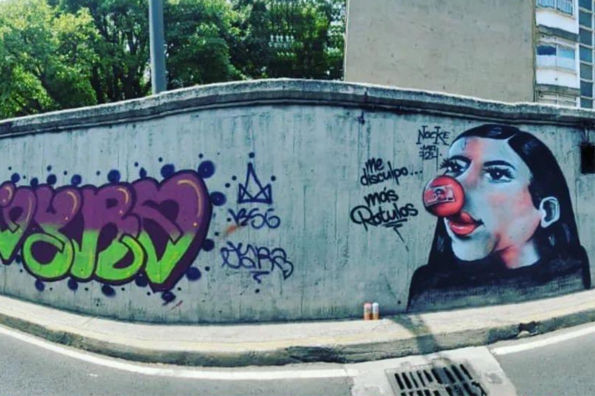 “Más Rótulos”, Grafiteros protestan contra medidas de Sandra Cuevas 