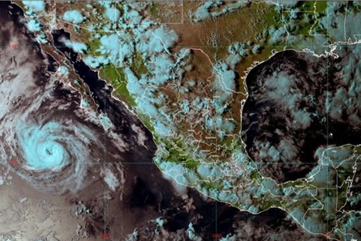 Howard Se Intensifica A Huracán Categoría 1 Se Encuentra Al Suroeste De Bcs 24 Horas 