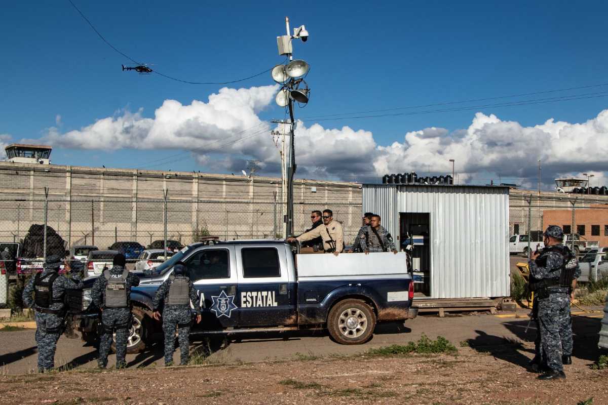 Asaltan a m s de 20 migrantes en carretera de Zacatecas roban sus