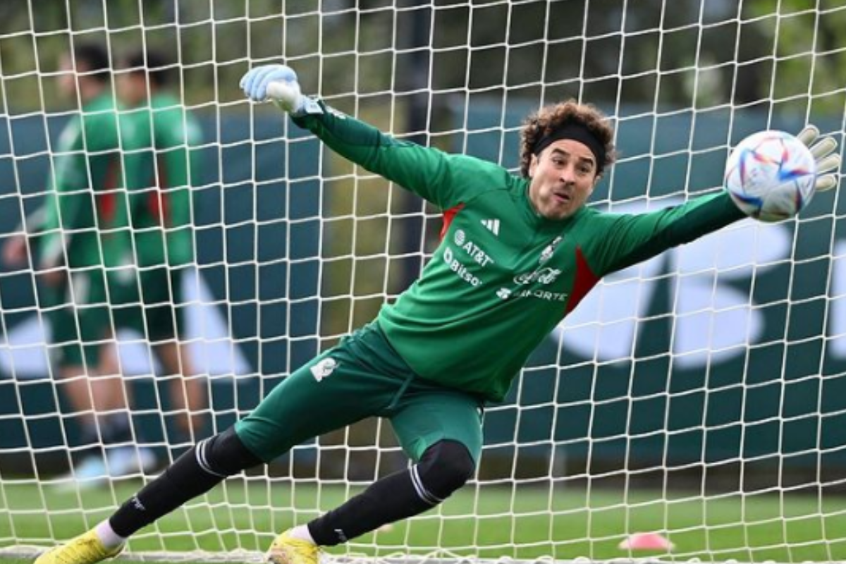 Foto:Instagram/@yosoy8a|¡Adiós América! Confirman que Memo Ochoa jugará para el US Salernitana de la Serie A