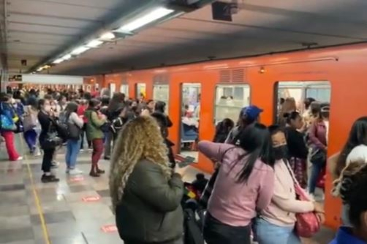 Reportan Retrasos En La Línea B Del Metro De La CDMX; Esto Es Lo Que Se ...