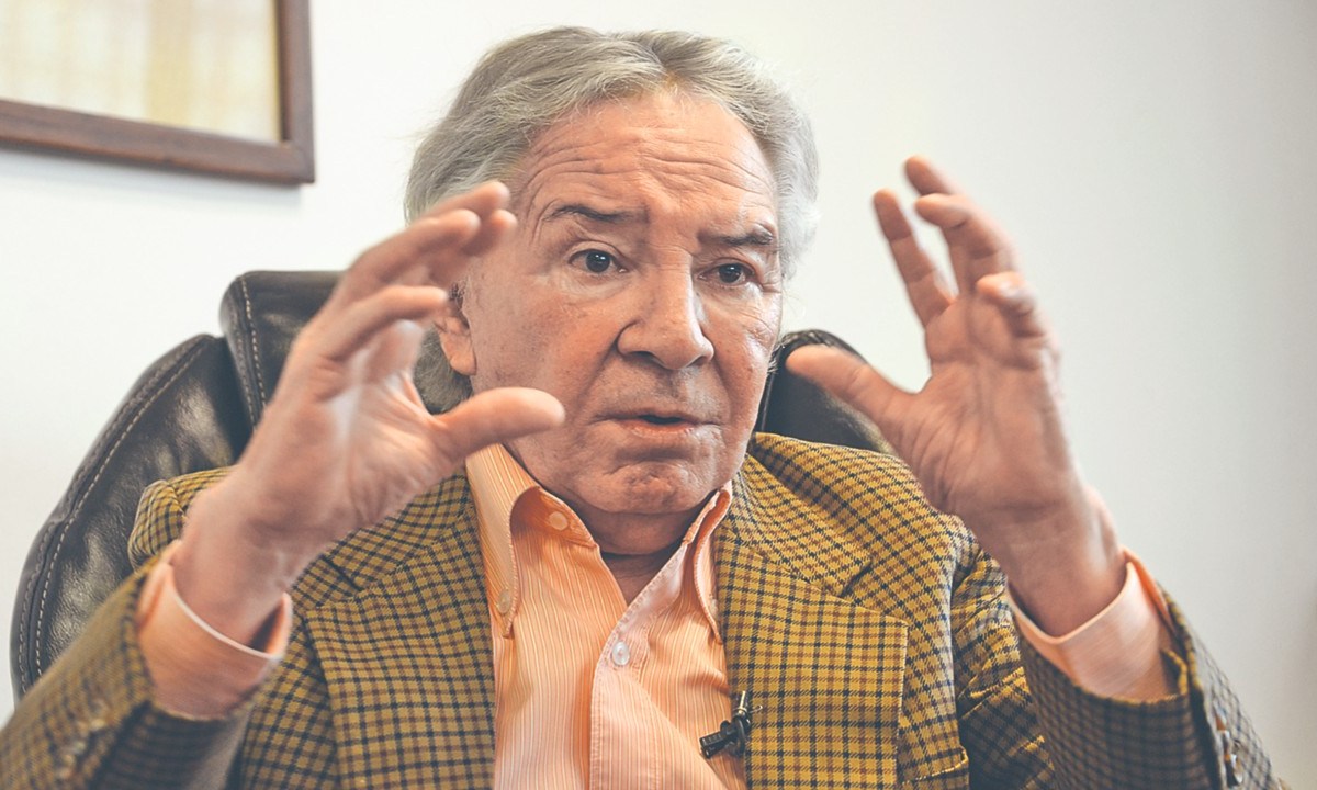 Enrique Florescano