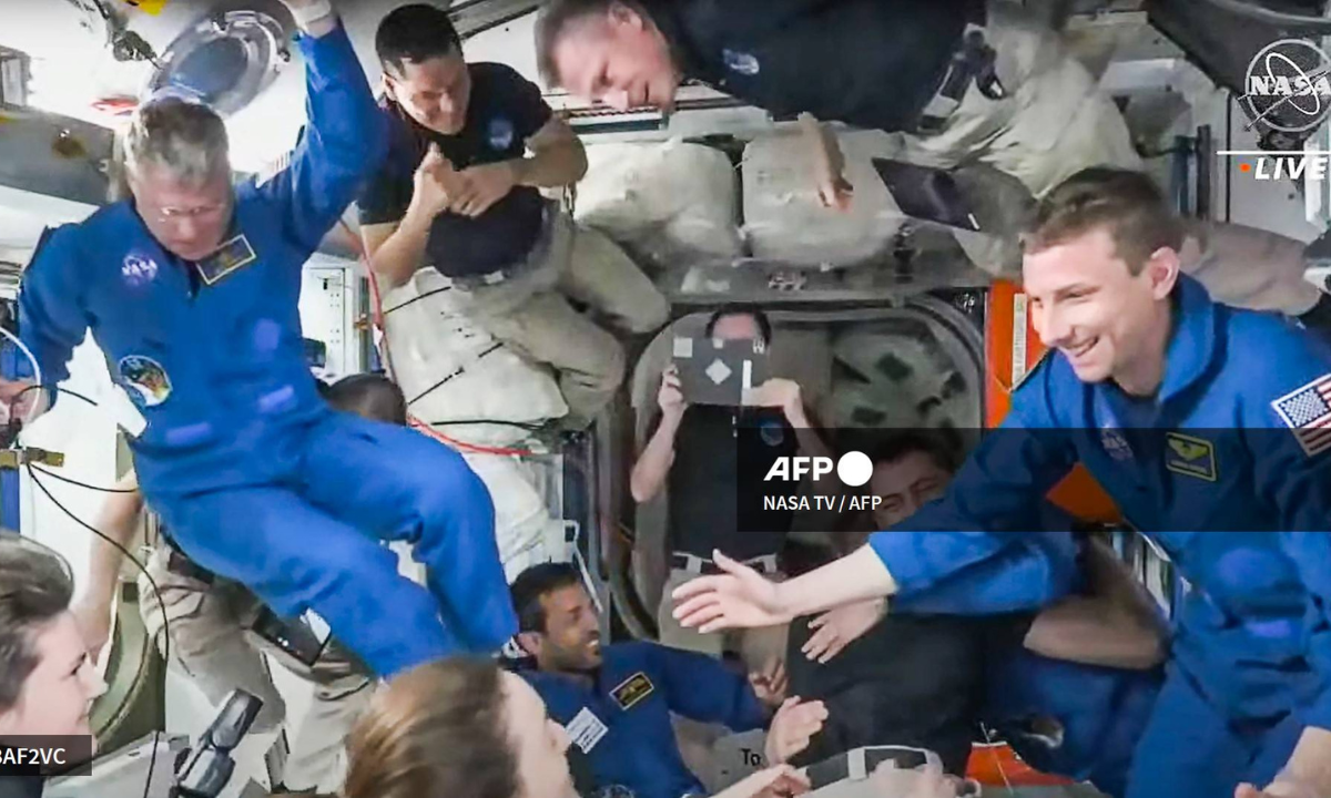 Cuatro astronautas de la misión SpaceX Dragon Crew-6 abordaron la Estación Espacial Internacional