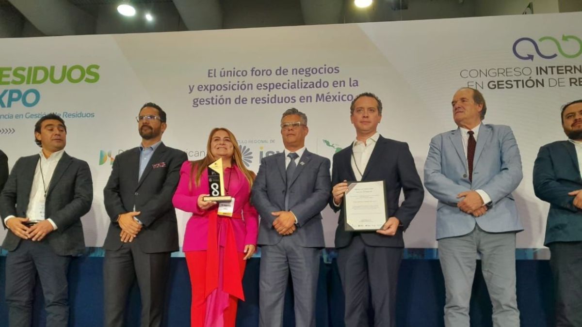 El Gobierno de Tlalnepantla recibió el Premio a la Trayectoria en la Gestión de Residuos Edición 2023