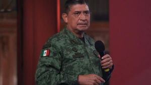 Luis Cresencio Sandoval, titular de la Sedena informó que se ha registrado un incremento en el aseguramiento de armemento y cartuchos Barret.