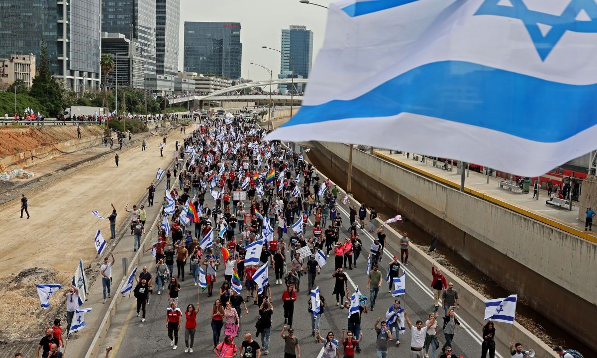 Benjamin Netanyahu, primer ministro de Israel, se comprometió a "poner fin a la división en el seno del pueblo"