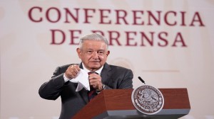 AMLO informó que antes las filtraciones de Guacamaya Leaks se blindará la información de Sedena y Marina.