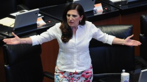 Kenia López Rabadán, consideró que es “muy primitivo” de parte del AMLO pensar que puede repetir un decreto igual al que la SCJN