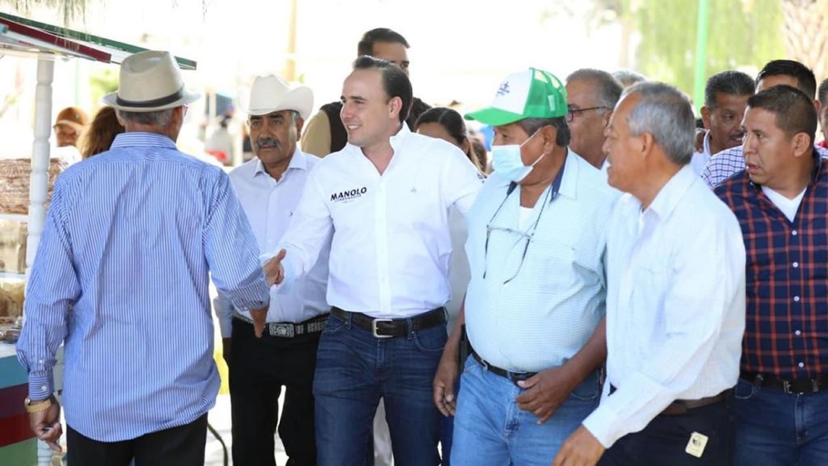 manolo jimenez recorre pueblos magicos de coahuila