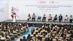 El Gobierno de la CDMX en coordinación con la SSP y la SEP, pusieron en marcha la “Feria por la Paz, la Igualdad y una Vida de Violencia para niñas y adolescentes”