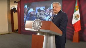 AMLO le dedica "Ya supérame" a la Oposición.