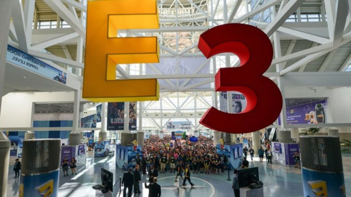 E3