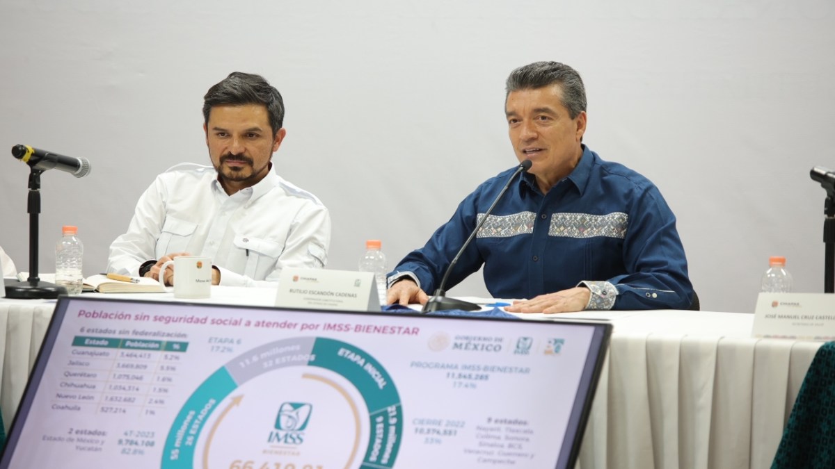 El gobernador de Chiapas, Rutilio Escandón, y el director general del IMSS, Zoé Robledo, se reunieron para ver resultados sobre el programa IMSS-Bienestar