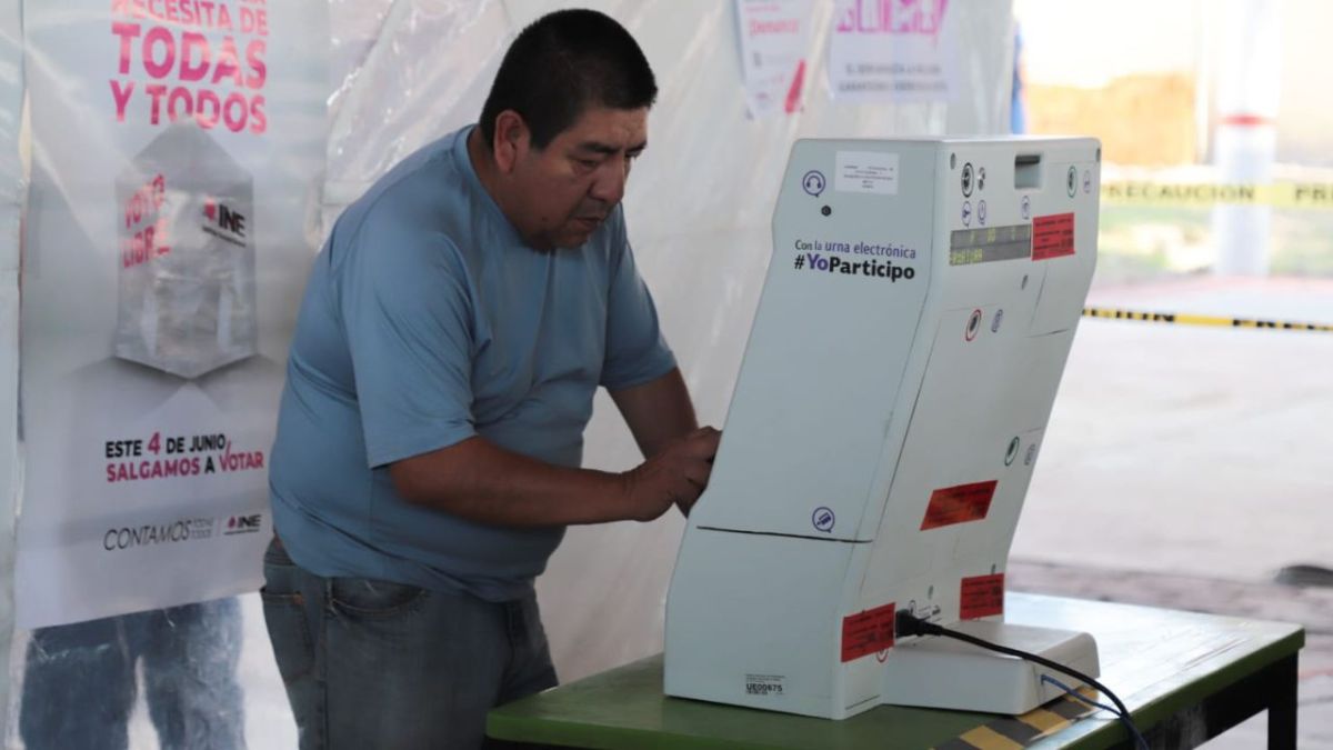 La FGR indicó que a las 15:30 ya tiene registradas 22 denuncias por presuntos delitos electorales.