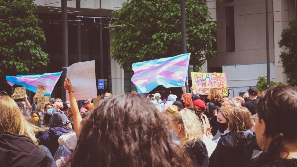 Las mujeres trans suelen sufrir discriminación y dificultades para llevar una vida digna