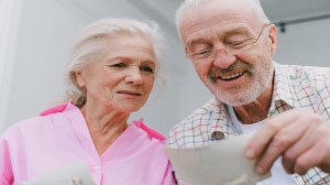 Los adultos mayores podrán recibir su pensión correspondiente a los meses de julio y agosto