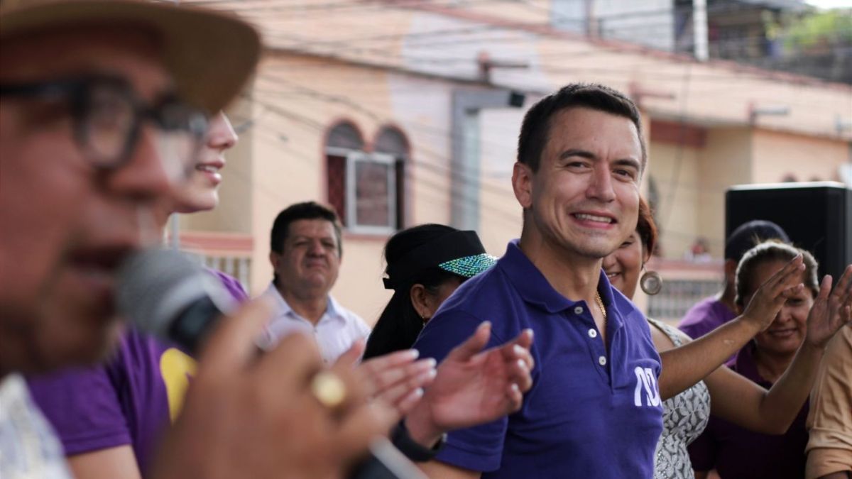 Registran tiroteo durante un acto de campaña de otro presidenciable en Ecuador