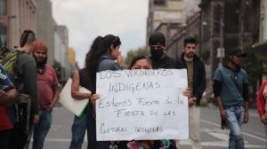 Indígena intentó prenderse fuego tras denunciar que no lo dejan participara en la Fiesta de las Culturas Indígenas