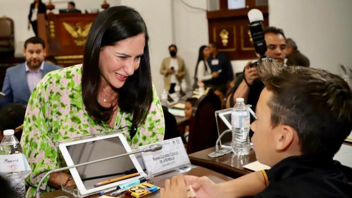 Al participar en el Segundo Parlamento de la Niñez 2023, la alcaldesa Lía Limón refrendó su compromiso de escuchar siempre a las niñas y los niños y hacer todo su esfuerzo para que vivan mejor.