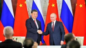 Vladimir Putin llega a China para reunirse con Xi Jinping