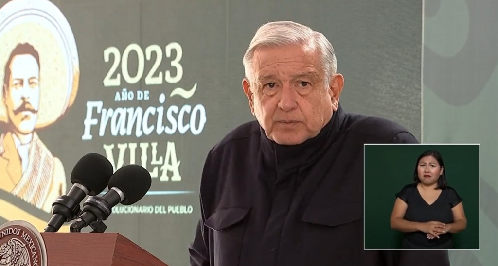 El presidente Andrés Manuel López Obrador pidió a los ciudadanos que en las próximas elecciones analicen antes de emitir su voto en el programa.