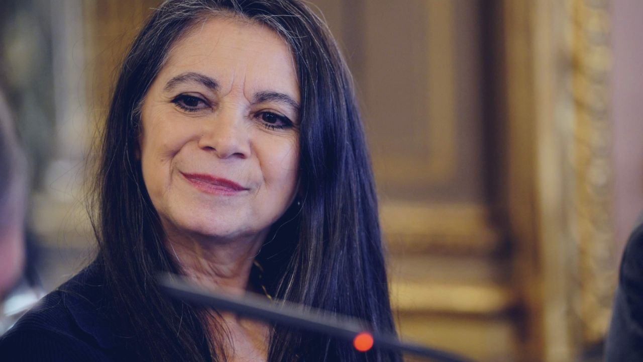 Carmen Boullosa, Condecorada Con El Premio Bellas Artes De Literatura ...