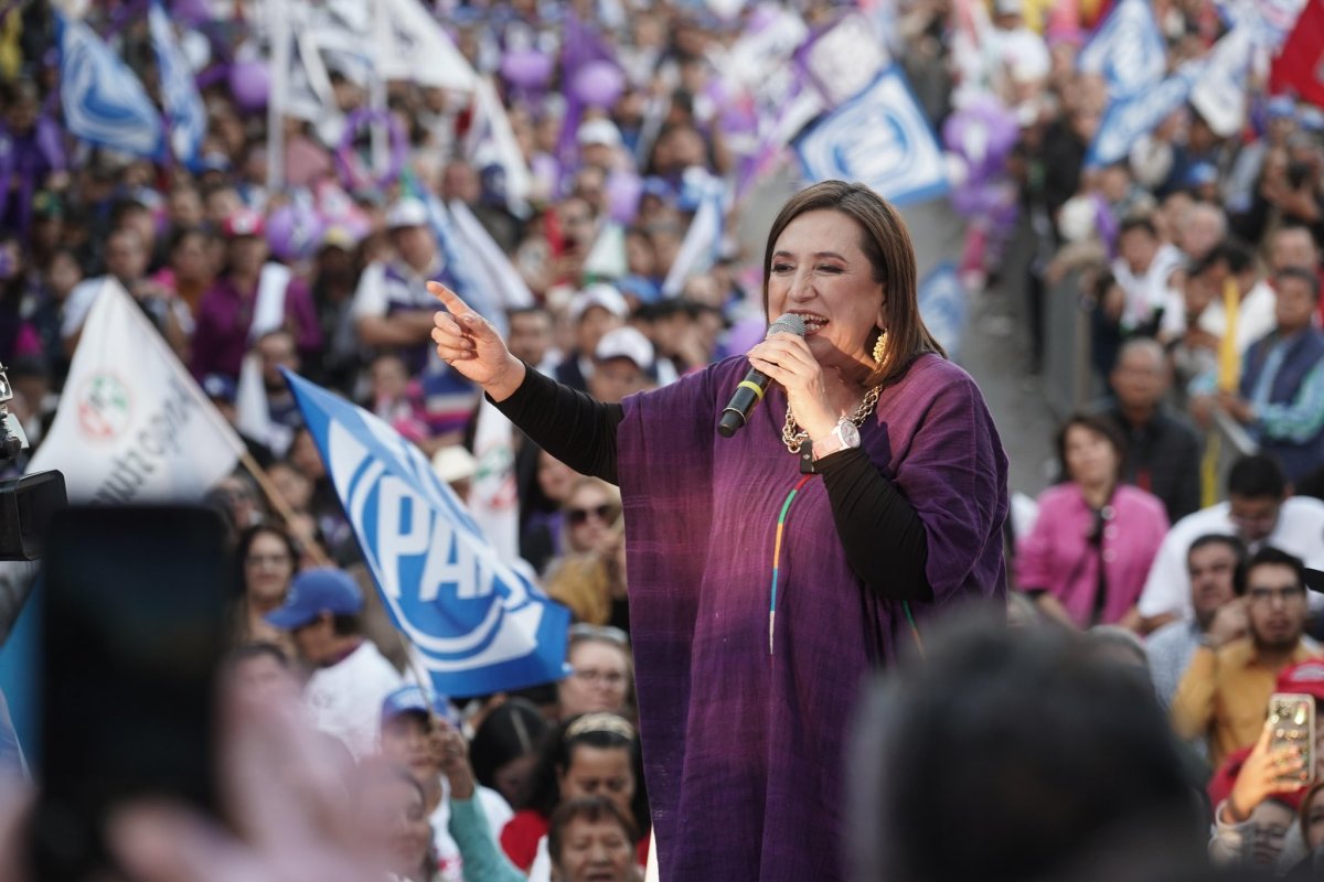 Xóchitl Gálvez Ruíz llama a Claudia Sheinbaum a "jugar derecho" y dejar de utilizar recursos públicos en su precampaña y futura campaña.