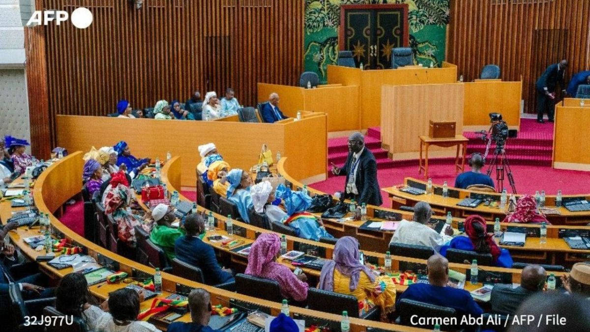 Senegal aplaza las elecciones presidenciales a diciembre